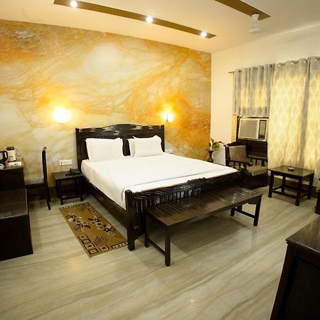 Pearl Of Taj Home Stay Агра Экстерьер фото