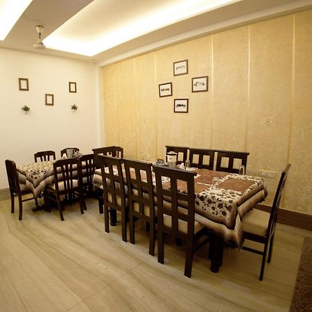 Pearl Of Taj Home Stay Агра Экстерьер фото