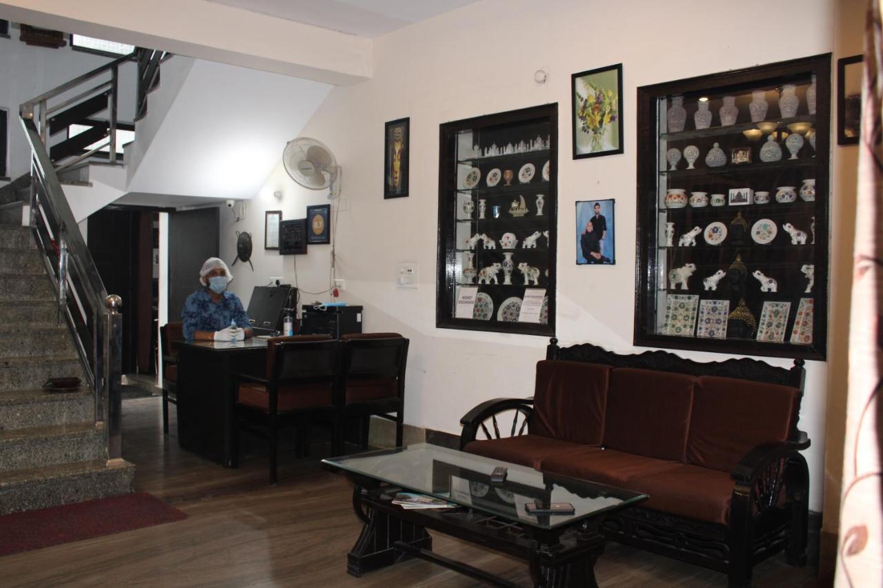 Pearl Of Taj Home Stay Агра Экстерьер фото