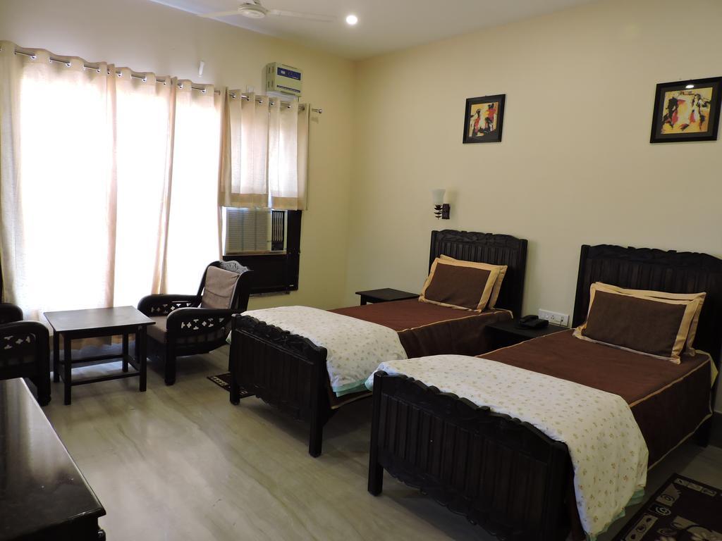 Pearl Of Taj Home Stay Агра Экстерьер фото
