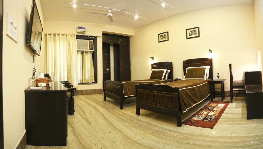 Pearl Of Taj Home Stay Агра Экстерьер фото