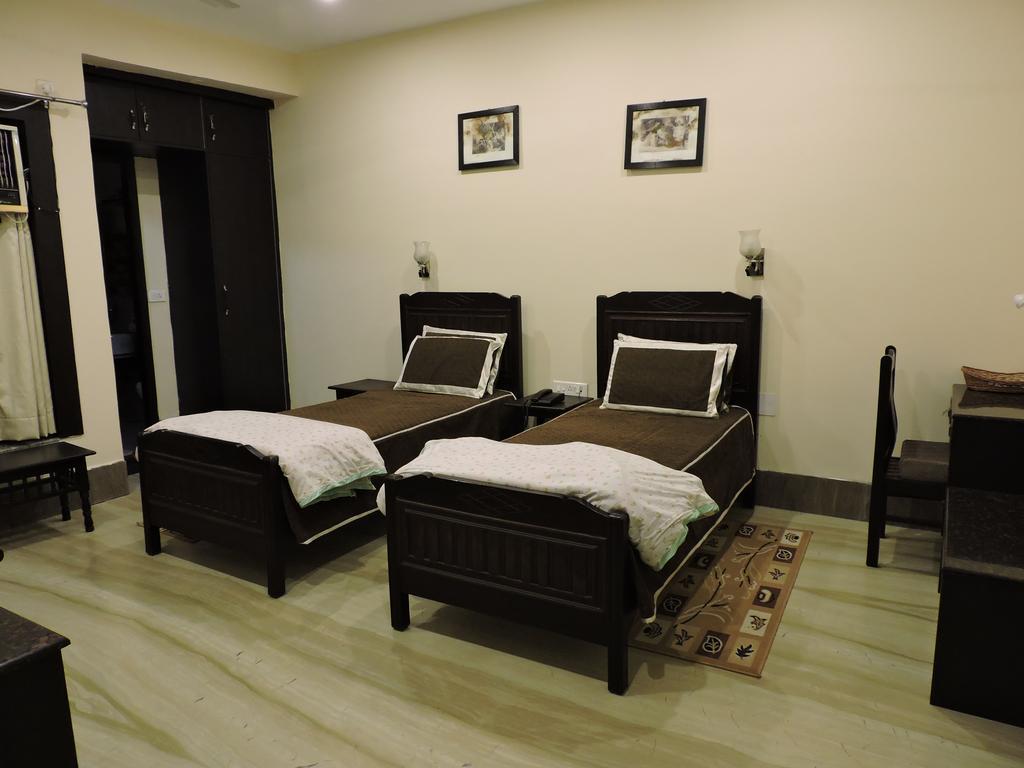Pearl Of Taj Home Stay Агра Экстерьер фото